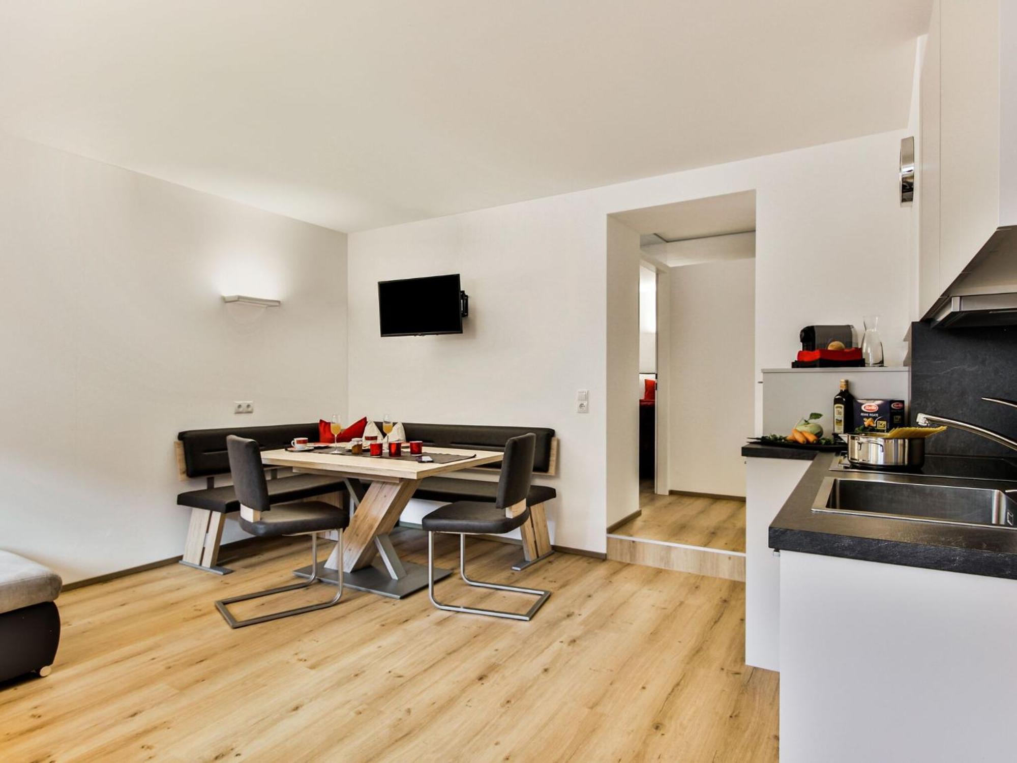 Elegant Apartment In Inzing With Terrace Exterior foto